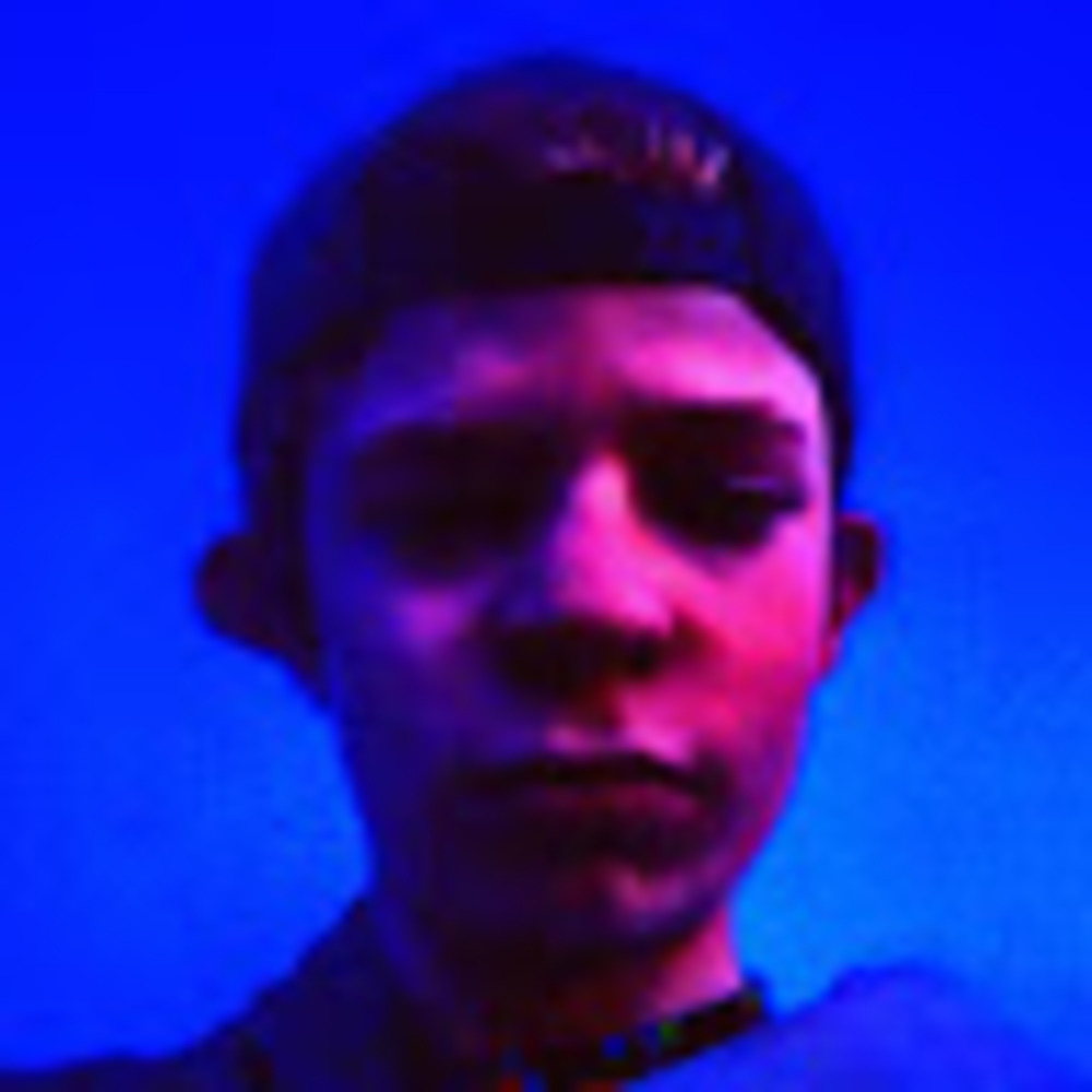 Meet your Posher, Aaron